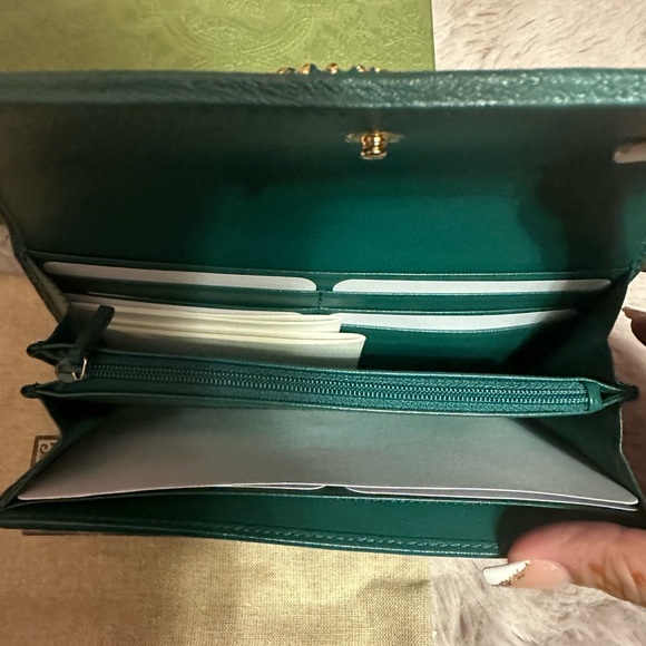 Brand new authentic Gucci gg long quilted leather wallet - Picture 5 of 11